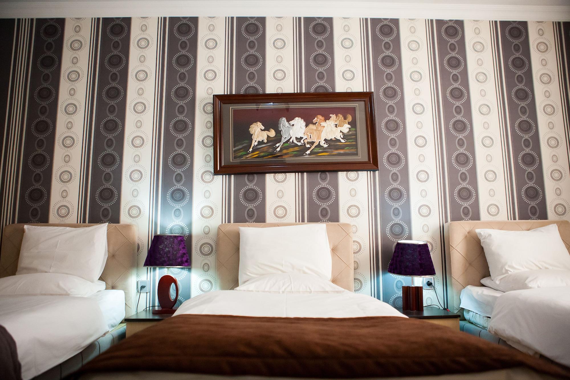 Issam Hotel & Spa Şǝki Εξωτερικό φωτογραφία