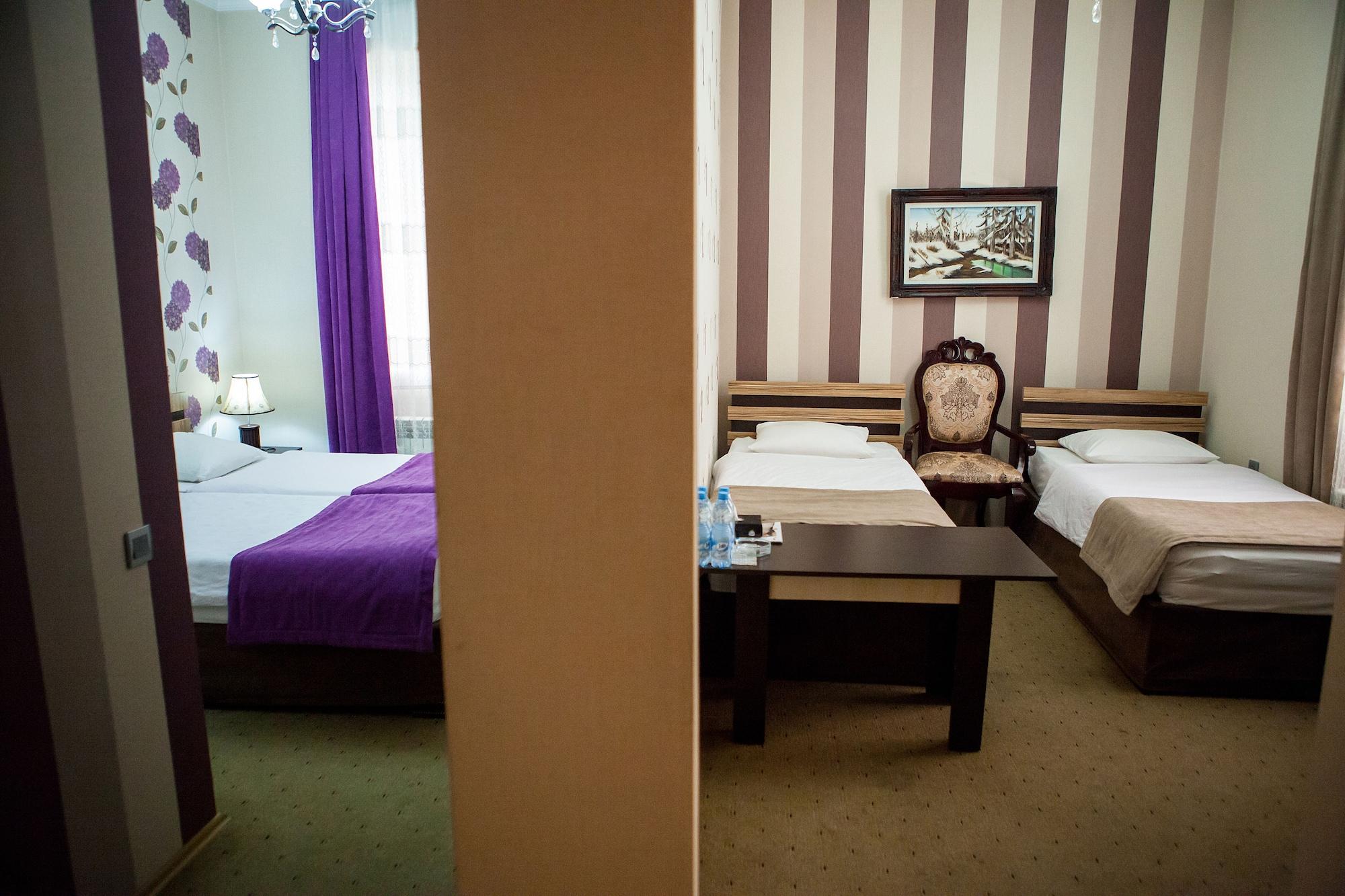 Issam Hotel & Spa Şǝki Εξωτερικό φωτογραφία