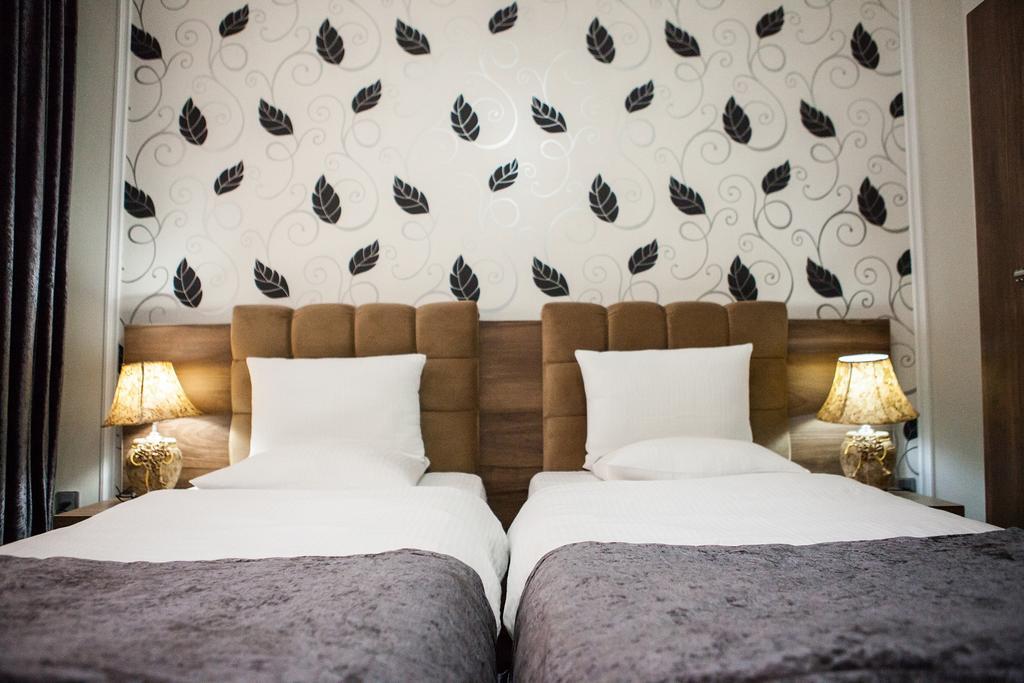 Issam Hotel & Spa Şǝki Εξωτερικό φωτογραφία
