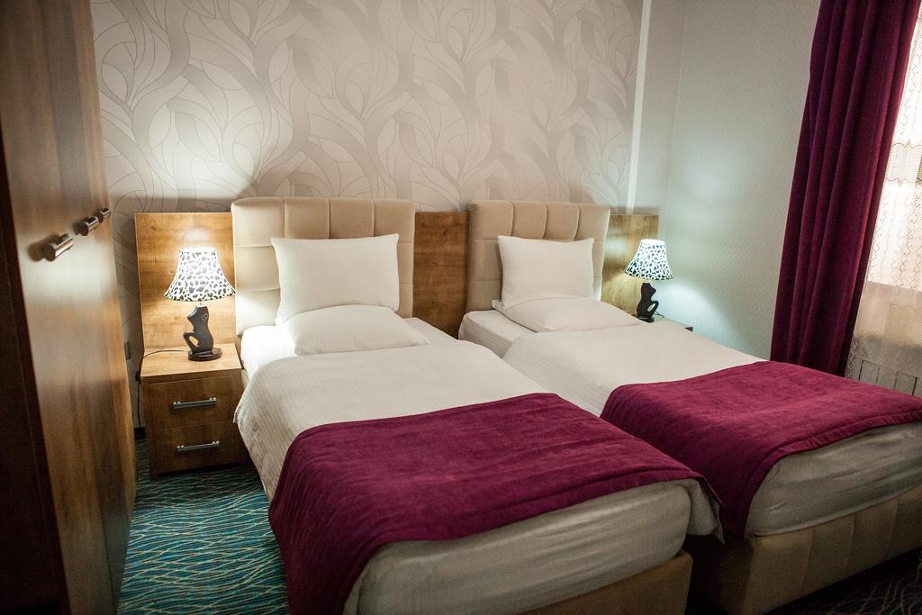 Issam Hotel & Spa Şǝki Εξωτερικό φωτογραφία