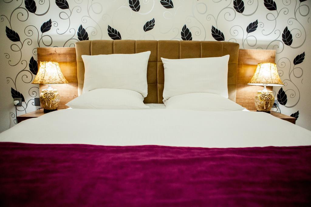 Issam Hotel & Spa Şǝki Εξωτερικό φωτογραφία