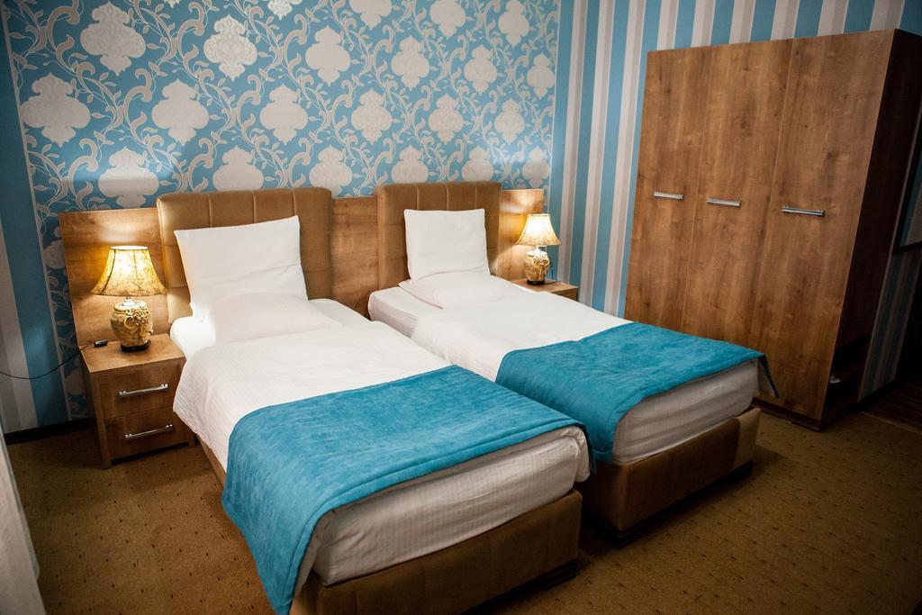 Issam Hotel & Spa Şǝki Εξωτερικό φωτογραφία